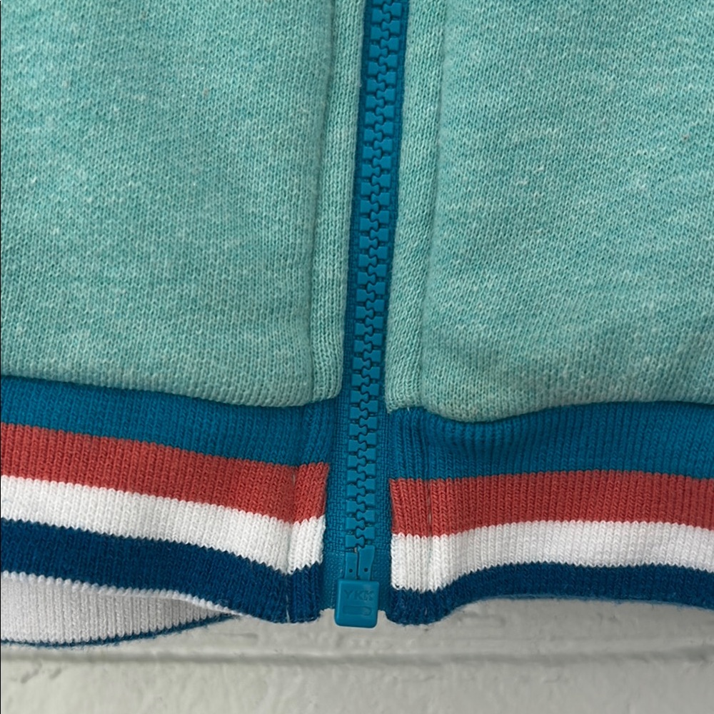 Hatley Aqua Hoodie with Shark Logo, size 4T - Picture 3 of 5